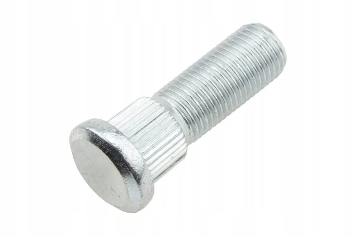 szpilki-kola-nissan-patrol-97-patrol-s-afari-y60-y61-gr-przednich-kol-stan-nowy-typ-samochodu-samochody-osobowe