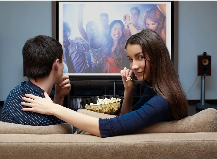 rzutnik-projektor-overmax-multipic-3-5-ekran-hd-waga-produktu-1-5-kg