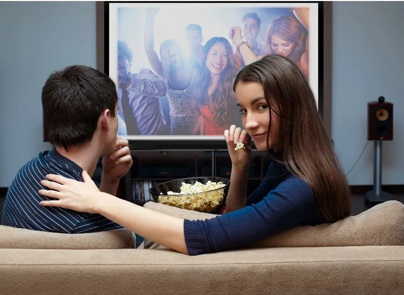 rzutnik-projektor-overmax-multipic-3-5-ekran-hd