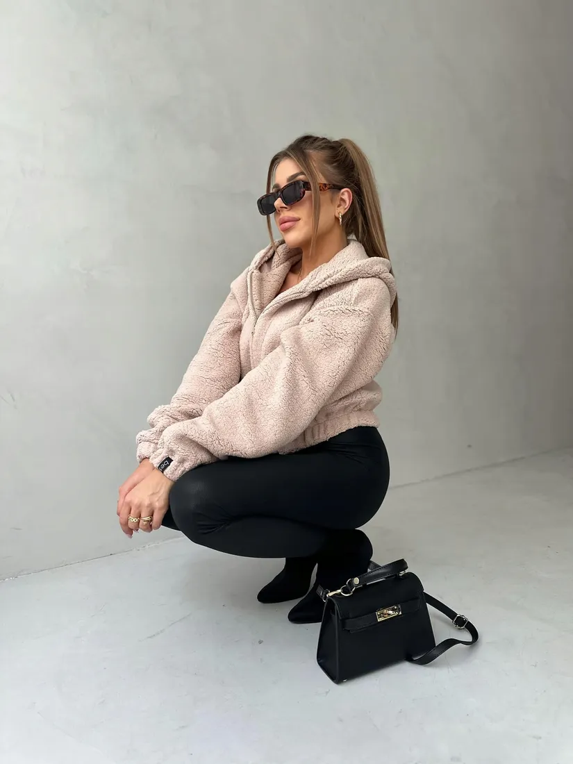 bluza-damska-rozpinana-z-kapturem-teddy-baranek-ciepla-bezowa