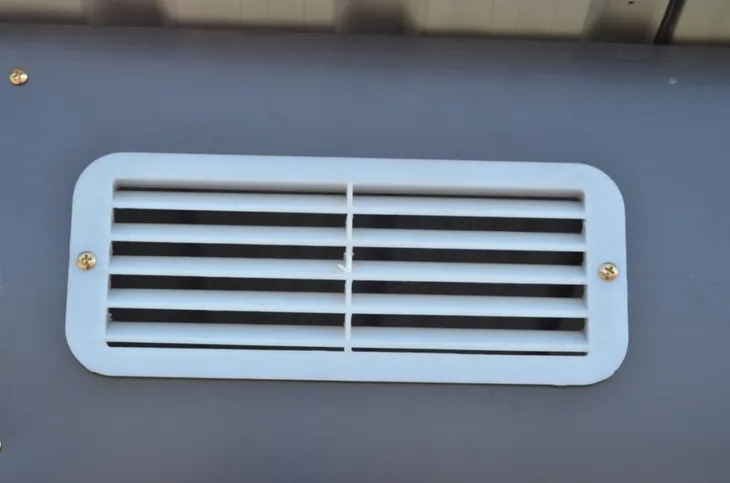 domek-ogrodowy-narzedziowy-blaszany-altaj-259-x-257-cm-wiata-na-przybory-producent-inny