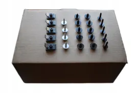 toyota-corolla-e12-verso-spinki-oslony-silnika