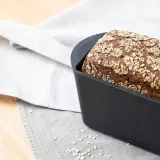 zeliwna-forma-do-pieczenia-chleba-pasztetu-ciast-brytfana-z-pokrywka-gruba-dlugosc-26-cm