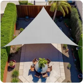 zagiel-przeciwsloneczny-daszek-parasol-szary-trojkatny-zadaszenie-4x4x4m