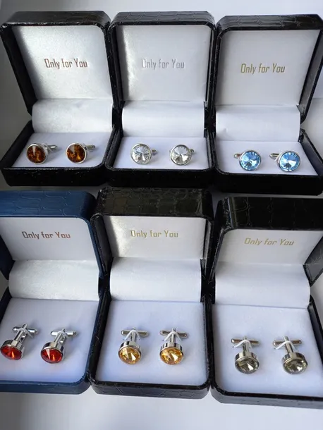 spinki-do-mankietow-star-wars-sokol-millenium-producent-bez-marki