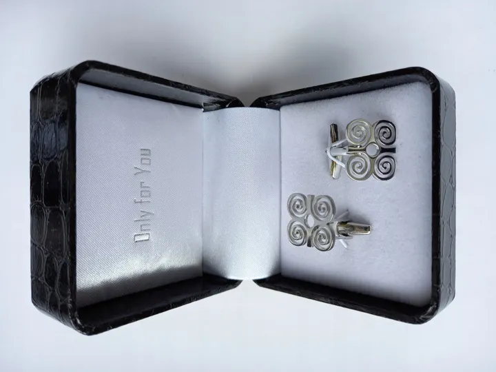 spinki-do-mankietow-star-wars-sokol-millenium-producent-czesci-inny-stan-nowy