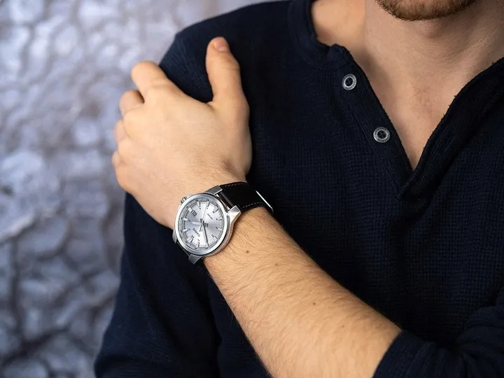 zegarek-meski-casio-mtp-e173l-7a-material-paska-skora-naturalna