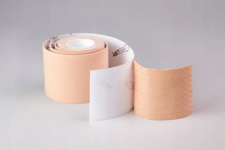 tasma-modelujaca-unoszaca-biust-pushup-tape-dlugosc-calkowita-1-cm