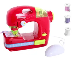 prawdziwa-maszyna-do-szycia-dla-dzieci-igla-nici