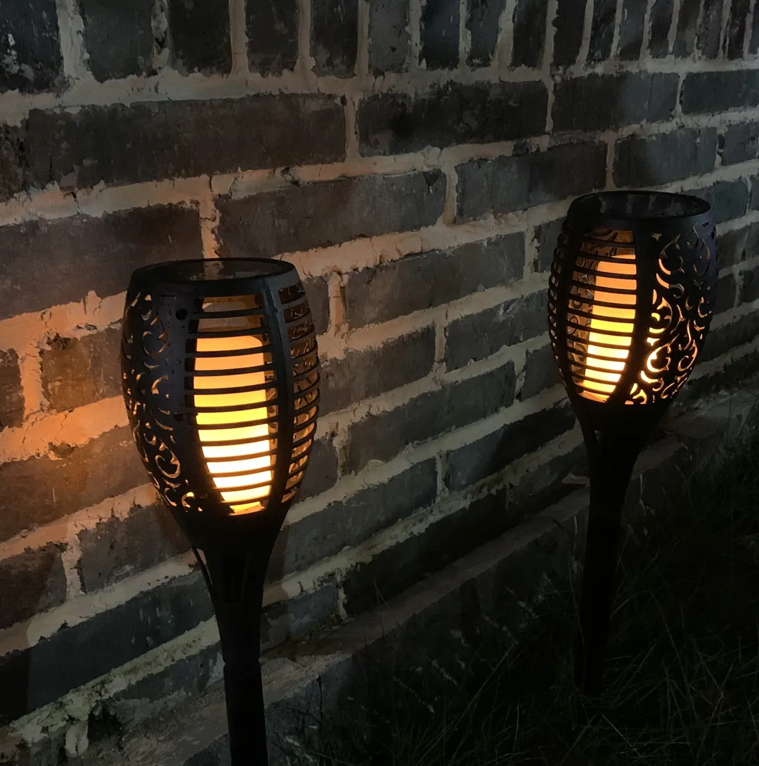 solarna-lampa-ogrodowa-led-wysokosc-60cm-efekt-plomienia-96-diod-1500mah-stan-nowy