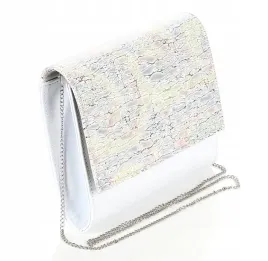 salvare-swietna-biala-kopertowka-na-srebrnym-lancuszku-lakier-kameleon