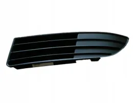 vw-polo-04-08-9n-kratka-zaslepka-halogenu-zderzaka