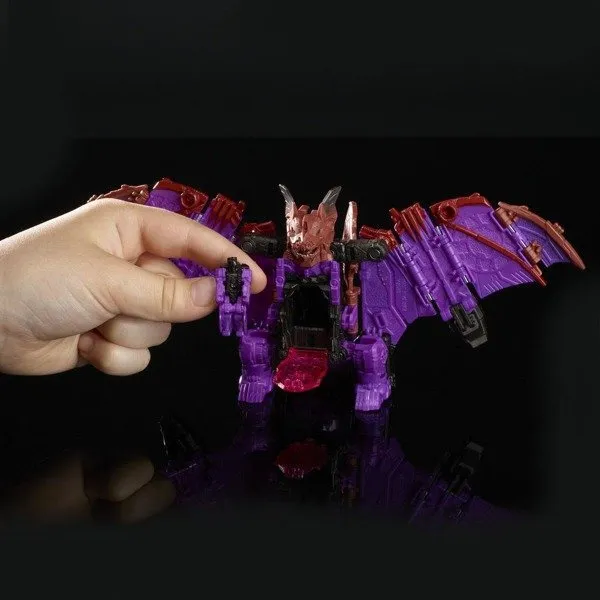 hasbro-transformers-vorath-mindwipe-titans-b7035-typ-figurka