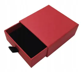 pudelko-pierscionek-kolczyki-na-prezent-czerwone