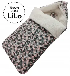 spiworek-futerko-wzory-nieprzemakalny-do-wozka-na-sanki-z-otworami-wzory