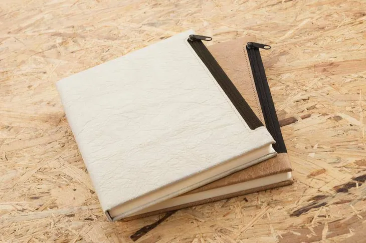notes-pero-a5-17820-01-bialy