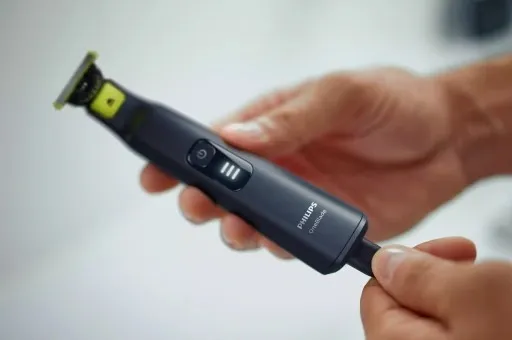 golarka-philips-oneblade-pro-360-trymer-do-zarostu-kolor-dominujacy-czarny