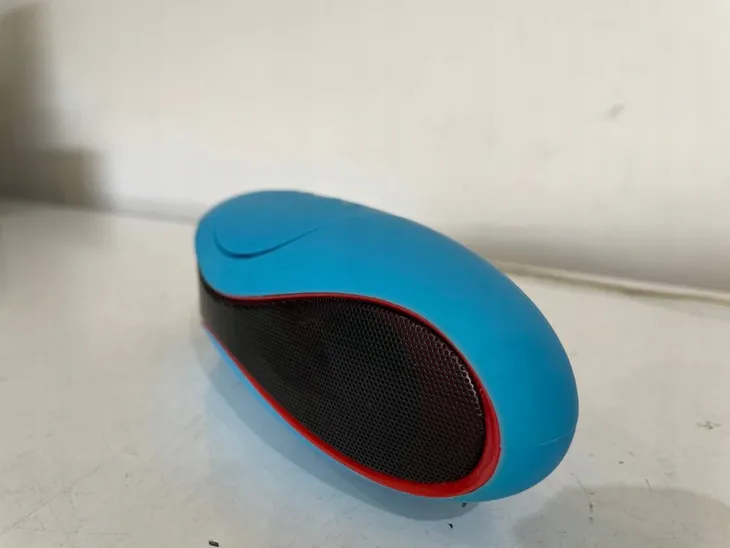 glosnik-mini-football-shape-bluetooth-marka-bez-marki