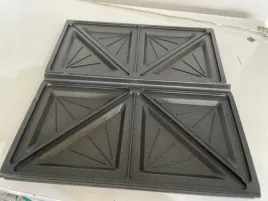 plyty-grzewcze-do-kanapek-delohghi-sw12b-bk