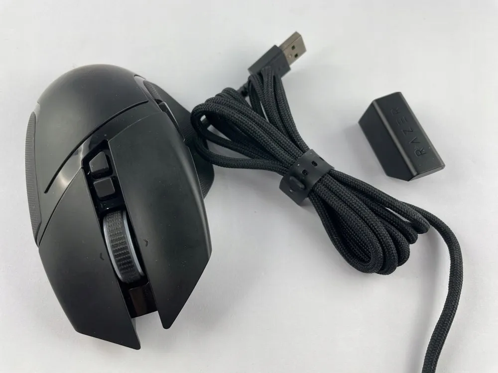 mysz-gamingowa-razer-basilisk-ultimate-c