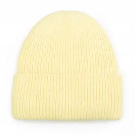 stylowa-damska-czapka-welniana-welna-zimowa-na-zime-60percent-angora-zolta