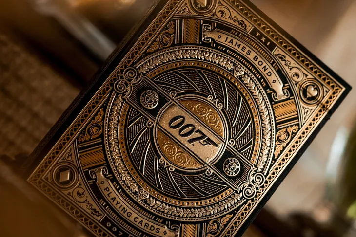 karty-james-bond-by-theory-11-bicycle-wydawca-bicycle