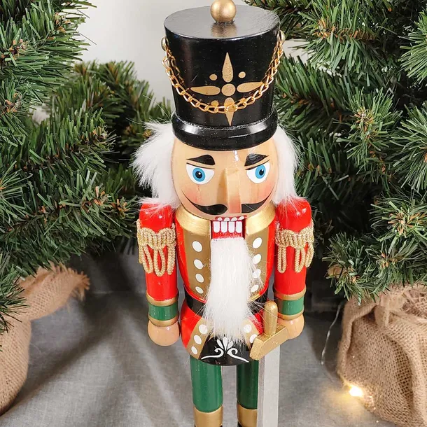 dziadek-do-orzechow-rodzaj-figurka