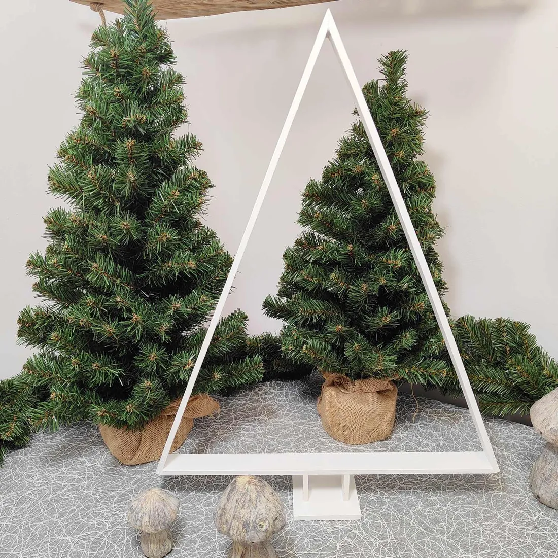 drewno-choinka-biala-duza