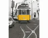 zolty-tramwaj-malowanie-po-numerach-stan-nowy