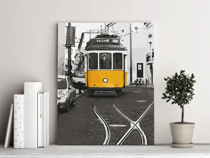 zolty-tramwaj-malowanie-po-numerach-wysokosc-produktu-50-cm