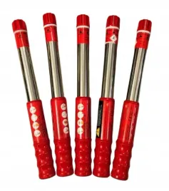 bardzo-mocna-raca-flara-stadionowa-metalowa-czerwona-60sek-najtaniej-50-szt