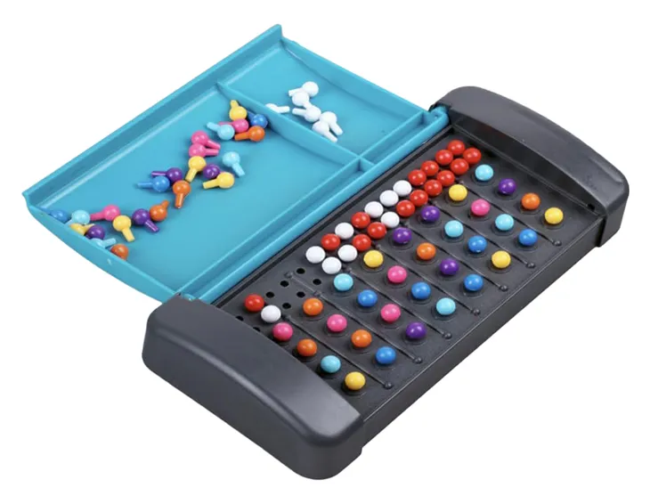 logiczna-gra-dla-dzieci-codebreaker-game-lamacz-kodow-kolor-dominujacy-inny-kolor