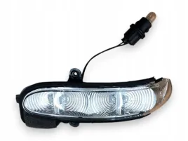 kierunkowskaz-lusterka-migacz-lewy-2038201321-do-mercedes-e-w211-2002-2006