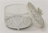 pojemnik-dekoracyjny-pudelko-z-pokrywka-bizuteria-material-metal-stan-nowy