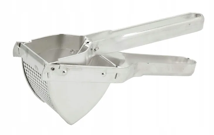 praska-do-ziemniakow-cynowa-waga-z-opakowaniem-0-7-kg