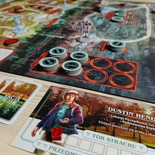 stranger-things-gra-planszowa-wiek-gracza-12-14-lat