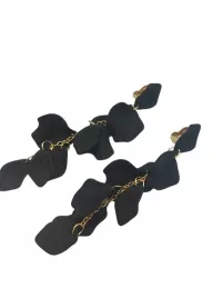 klipsy-akrylowe-dlugie-wiszace-czarne-boho-c105