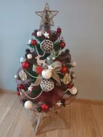 choinka-na-pniu-drzewko-bozonarodzeniowe-100-cm-piekna-ubrana-ozdobna