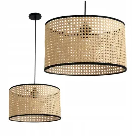 rattanowa-lampa-wiszaca-z-naturalnym-abazurem-styl-boho-czarne-akcenty