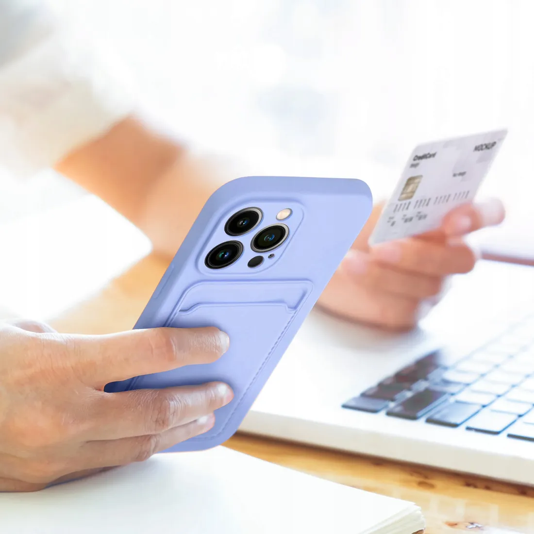 futeral-card-case-do-iphone-15-pro-fioletowy