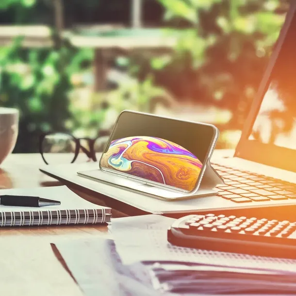 kabura-elegance-book-do-iphone-14-plus-czarny-rozszerzenie-podstawka