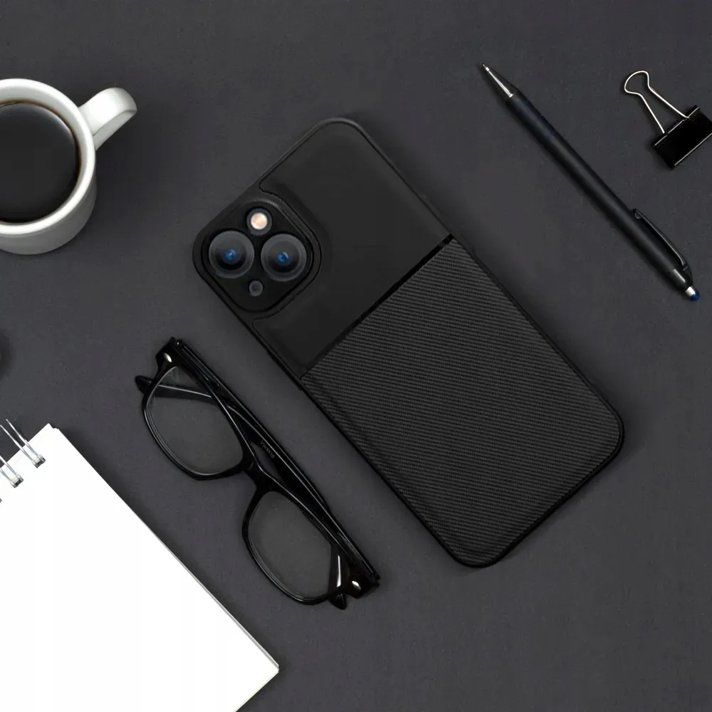 futeral-noble-do-apple-iphone-15-czarny
