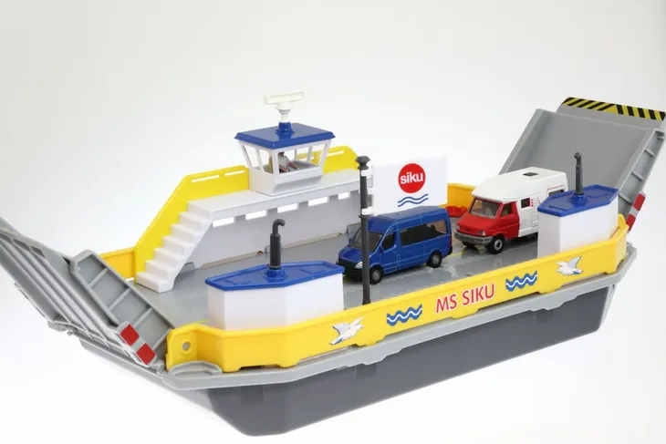 siku-super-prom-s1750-wiek-dziecka-3-lata