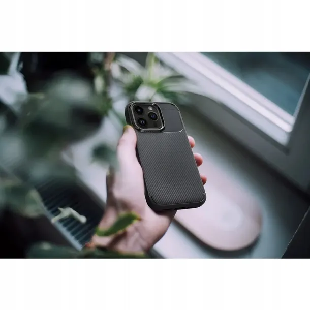 futeral-carbon-premium-do-iphone-12-pro-max-czarny-stan-nowy-przeznaczenie-apple