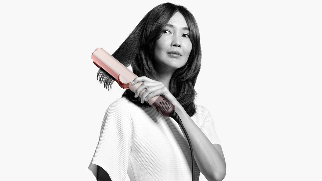 Dyson Airstrait™ Ceramic Pink お値下げOK⭕️ Dyson Airstrait™ straightener (Ceramic Pink/Rose Gold)
