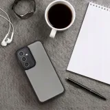 futeral-variete-do-apple-iphone-12-czarny-stan-nowy