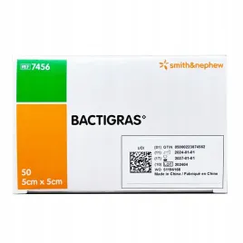 opatrunek-parafinowy-z-chlorheksydyna-bactigras-5-cm-x-5-cm-a50-szt-sandn