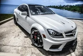 mercedes-benz-w204-coupe-zestaw-stylizacyjny