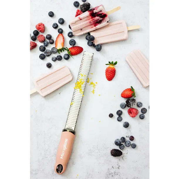 premium-classic-tarka-zester-pudrowy-roz-microplane-kod-producenta-mc-46923