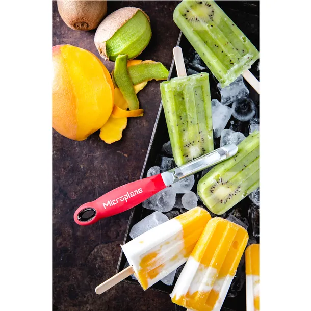 specialty-obieraczka-do-warzyw-czerwona-microplane-linia-specialty